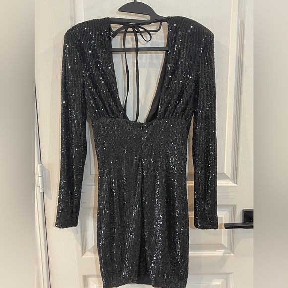 SOLD - NWT Black Sequin Mini Dress Size M $240 Retail - Picture 4 of 6